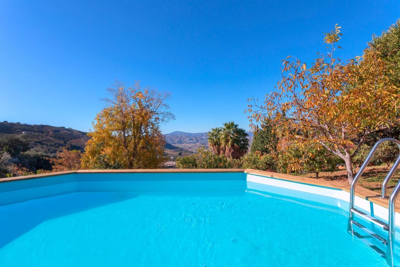 Alcaucín Casa Flores Con Piscina Interior Climatizada מראה חיצוני תמונה