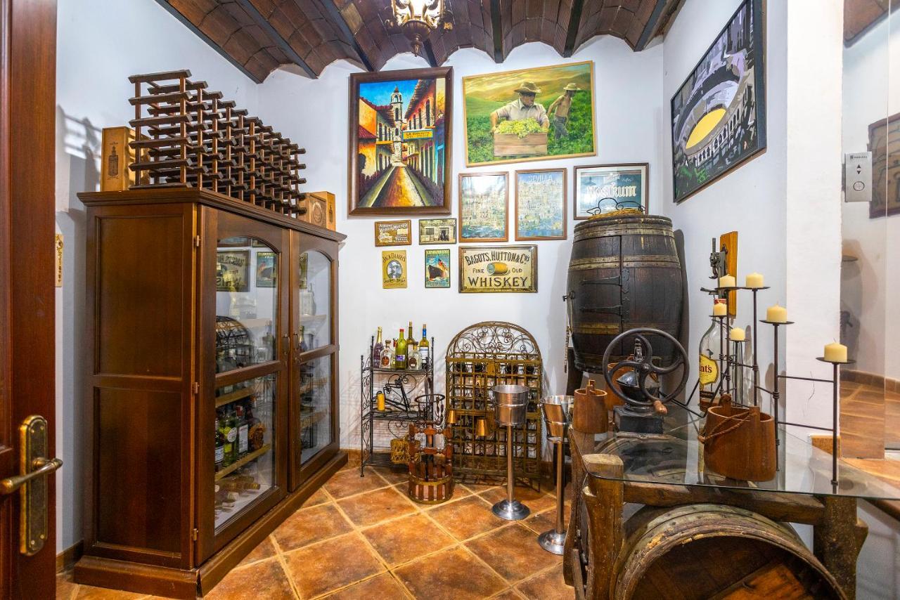 Alcaucín Casa Flores Con Piscina Interior Climatizada מראה חיצוני תמונה